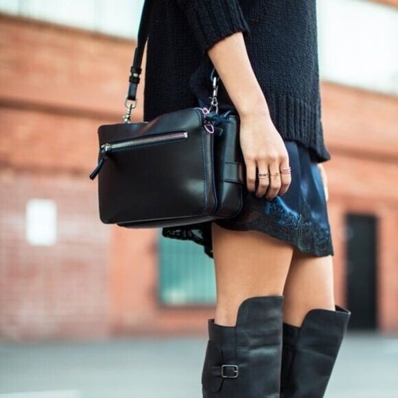 Mackage "Nomad" Convertible Shoulder Bag Purse - Picture 1 of 9